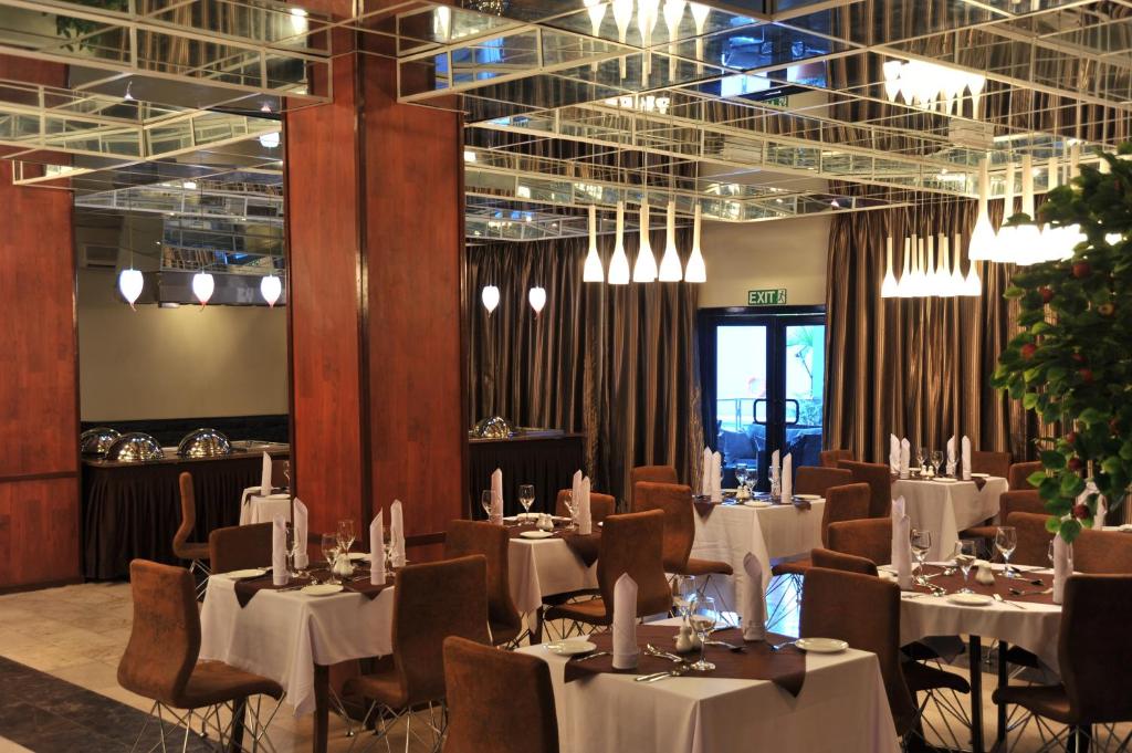 Protea Hotel Delta image 5