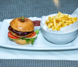 De Phantom Cotinental Hotel- Lekki image 2