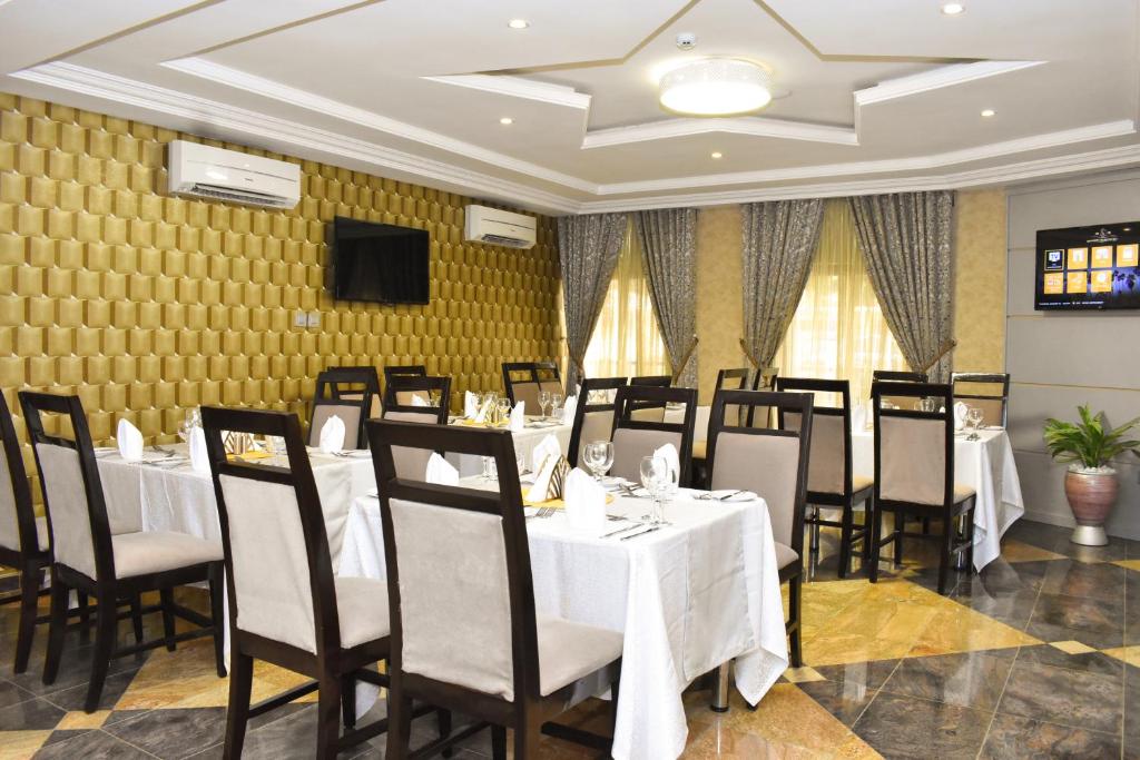 Qualibest Grand Hotels image 3