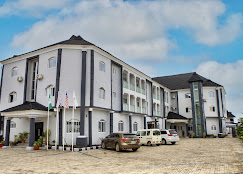 Wingate Exotic Hotel