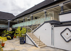 Wingate Exotic Hotel image 2
