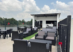 MacDestly Hotel image 4