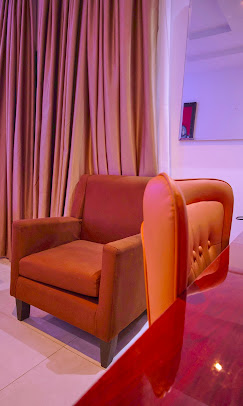 Purple Lavender Hotel image 2