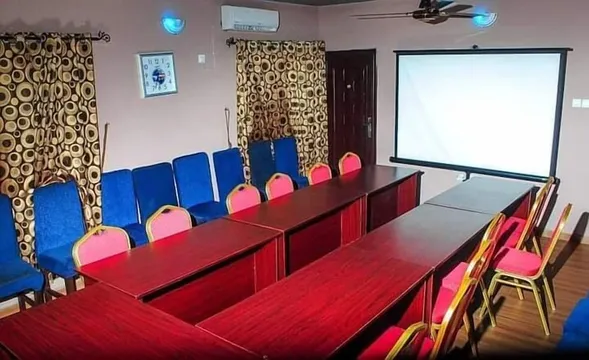 Star Rise Golden International Hotels