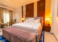 Isglo Hotel Limited image 4