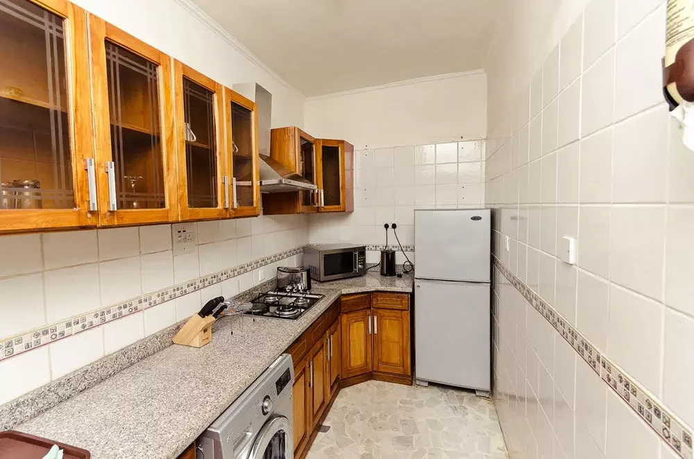 Royalty Apartment image 4