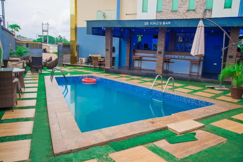 TNK Hotel image 3
