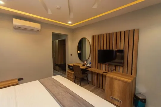 Brain B hotel image 2
