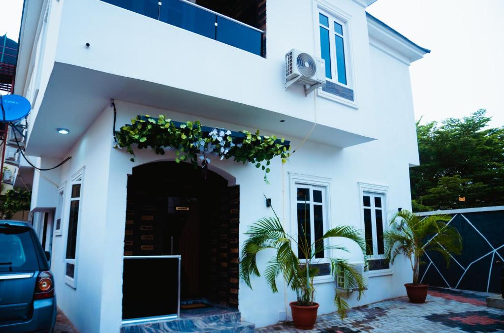 Aylesbury Homes image 5