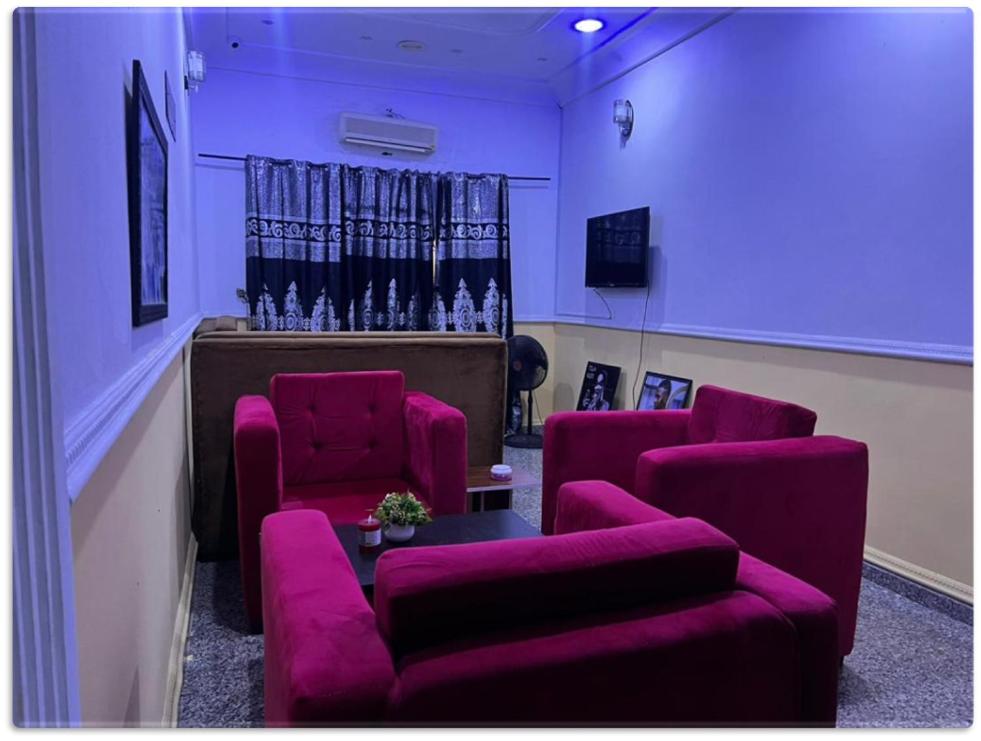Hotel Adonai