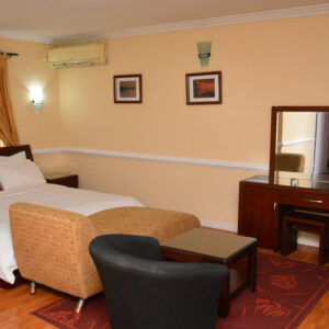 Aishar Residence image 4