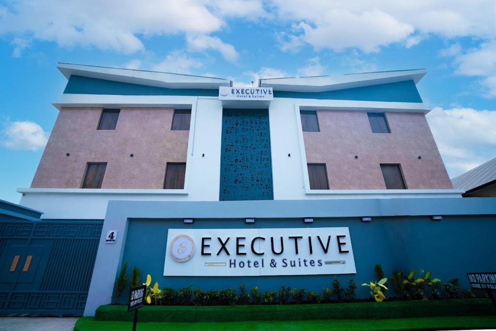 Executive Hotel and Suites