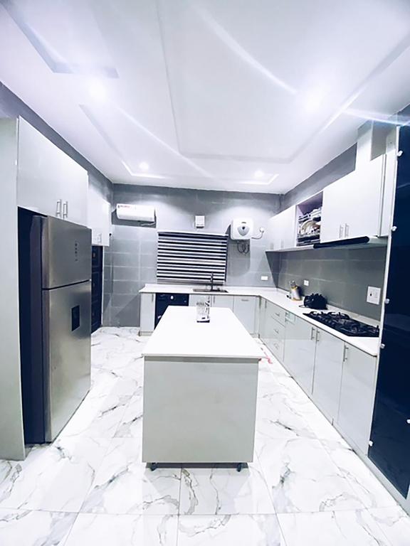 E- Vac Homes image 4