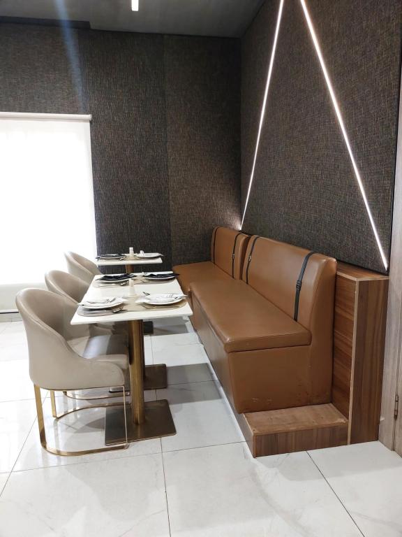 Westine Hotel and Spa image 3