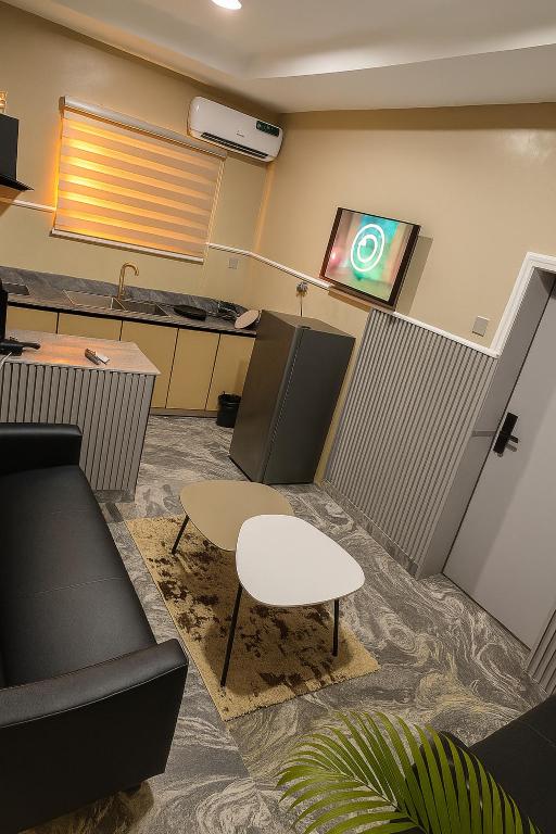 154 Apartments and Hotel image 2