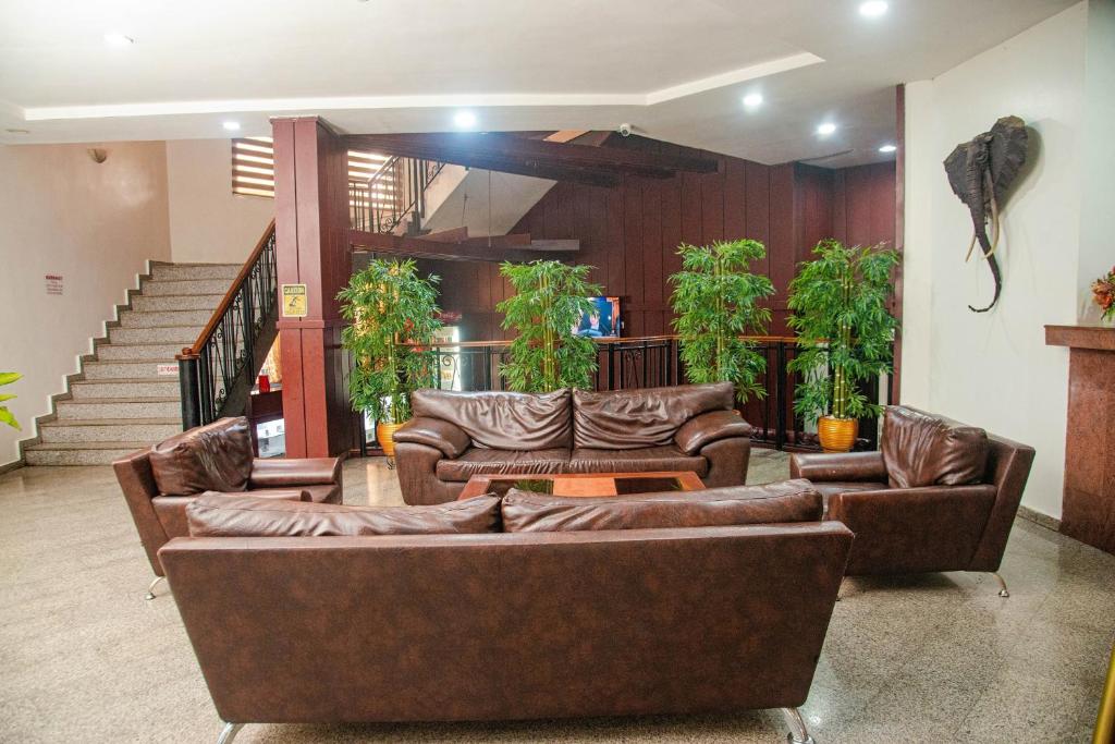 Denis Hotel image 5