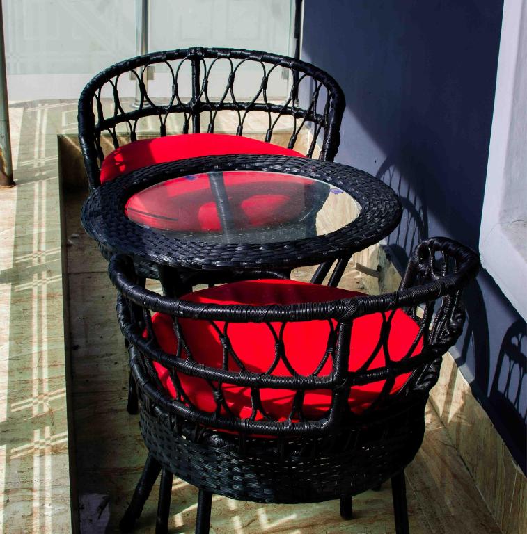 Heirloom Luxury Hotel and Apartments image 3