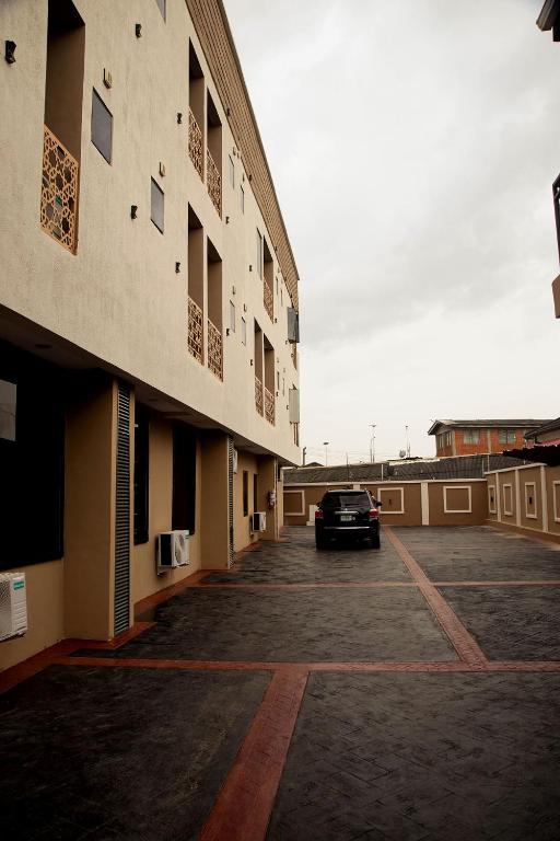 Kaashmeen Hotel and Suites image 4