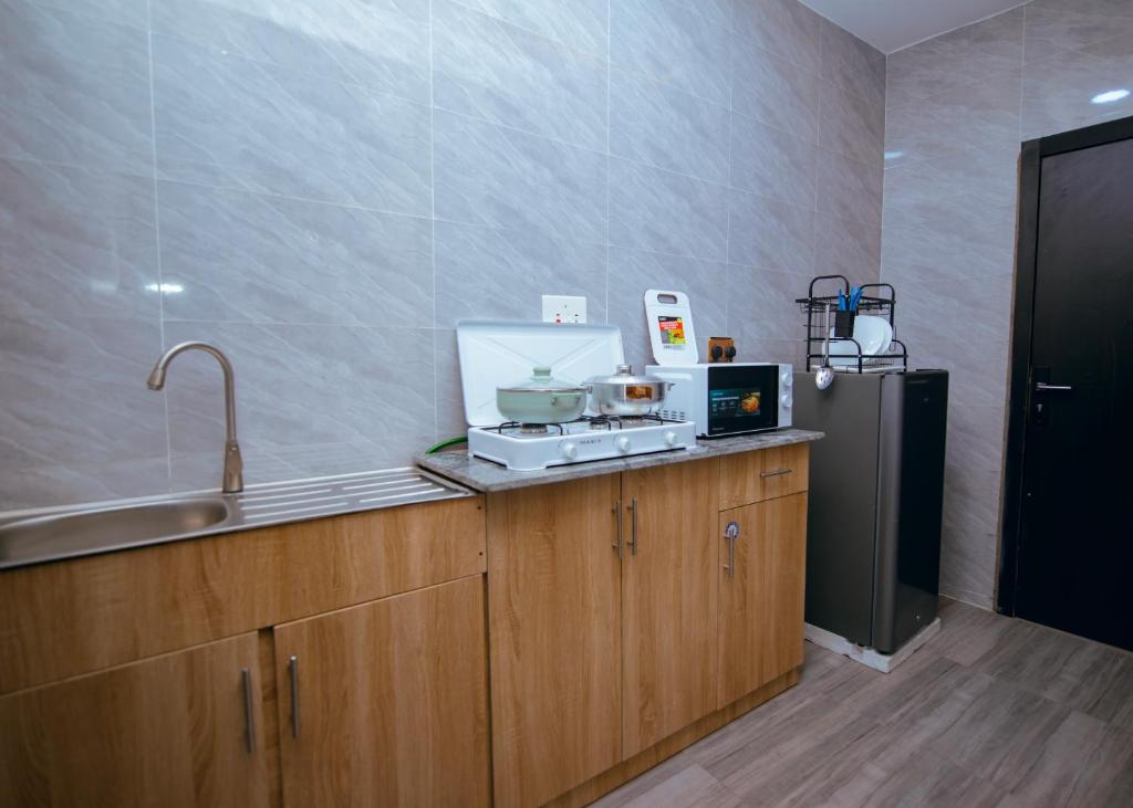 Immaculate Service Apartment image 3