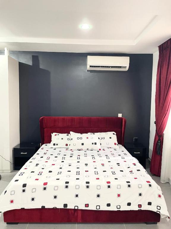 Rontop Shortlet image 5