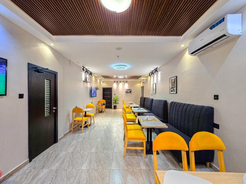 Twinny Hotel and Suites image 5