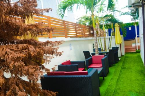 J Gibson Hotel image 3