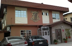 Esado Suites- Akingbola Branch