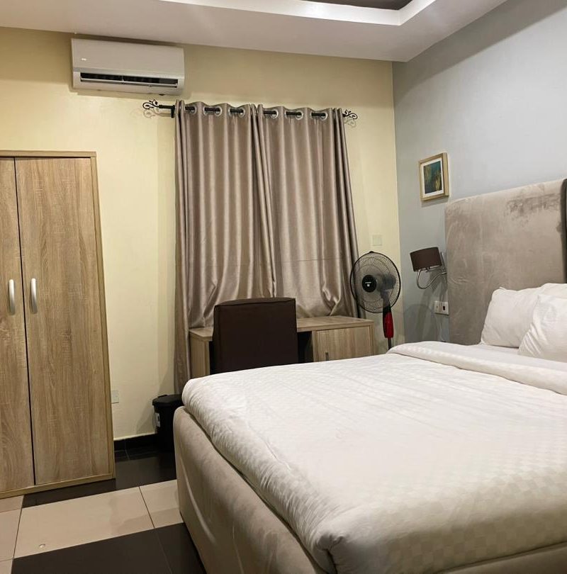 Albertville Luxury Rooms image 2