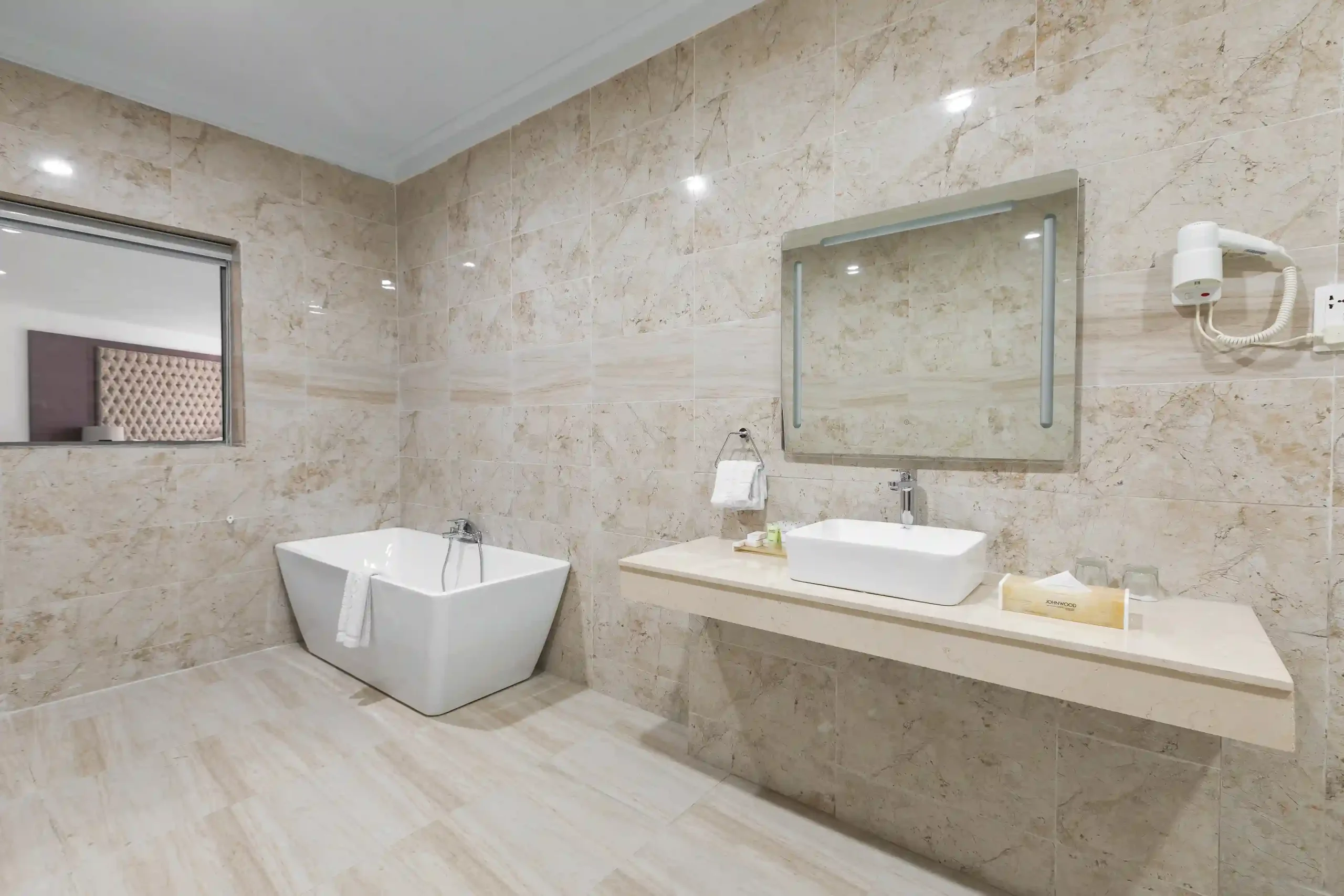 Johnwood Hotel by Bolton image 3
