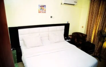 The Signature Apartment image 3