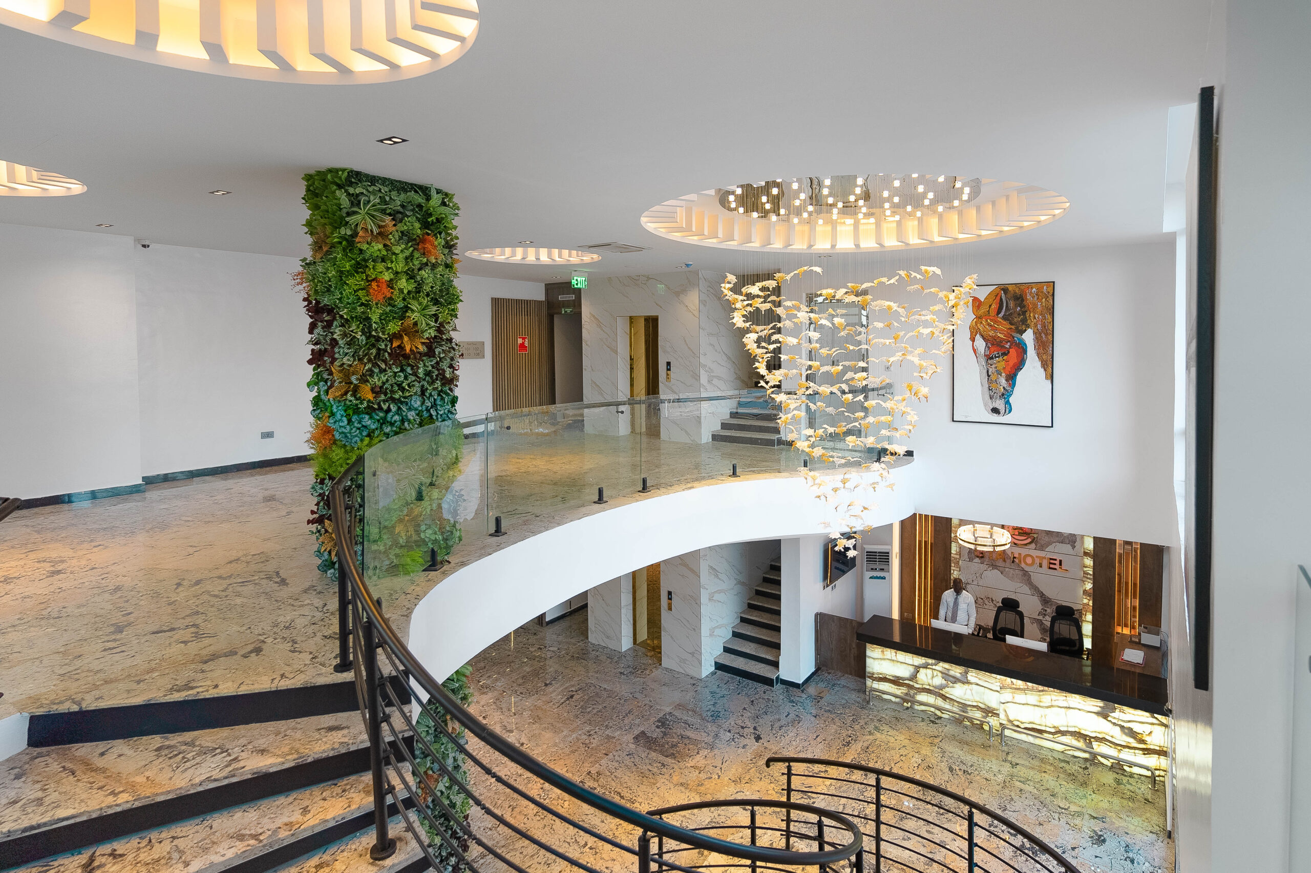 Gods Touch Apartment- Amore image 4