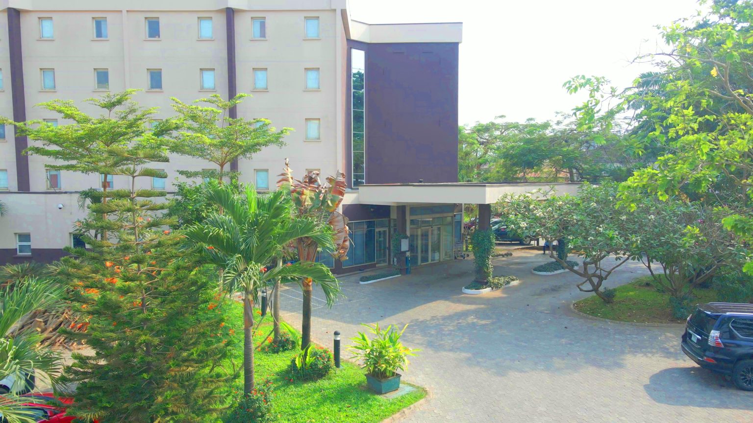 Delta Continental Hotel and Suites image 2