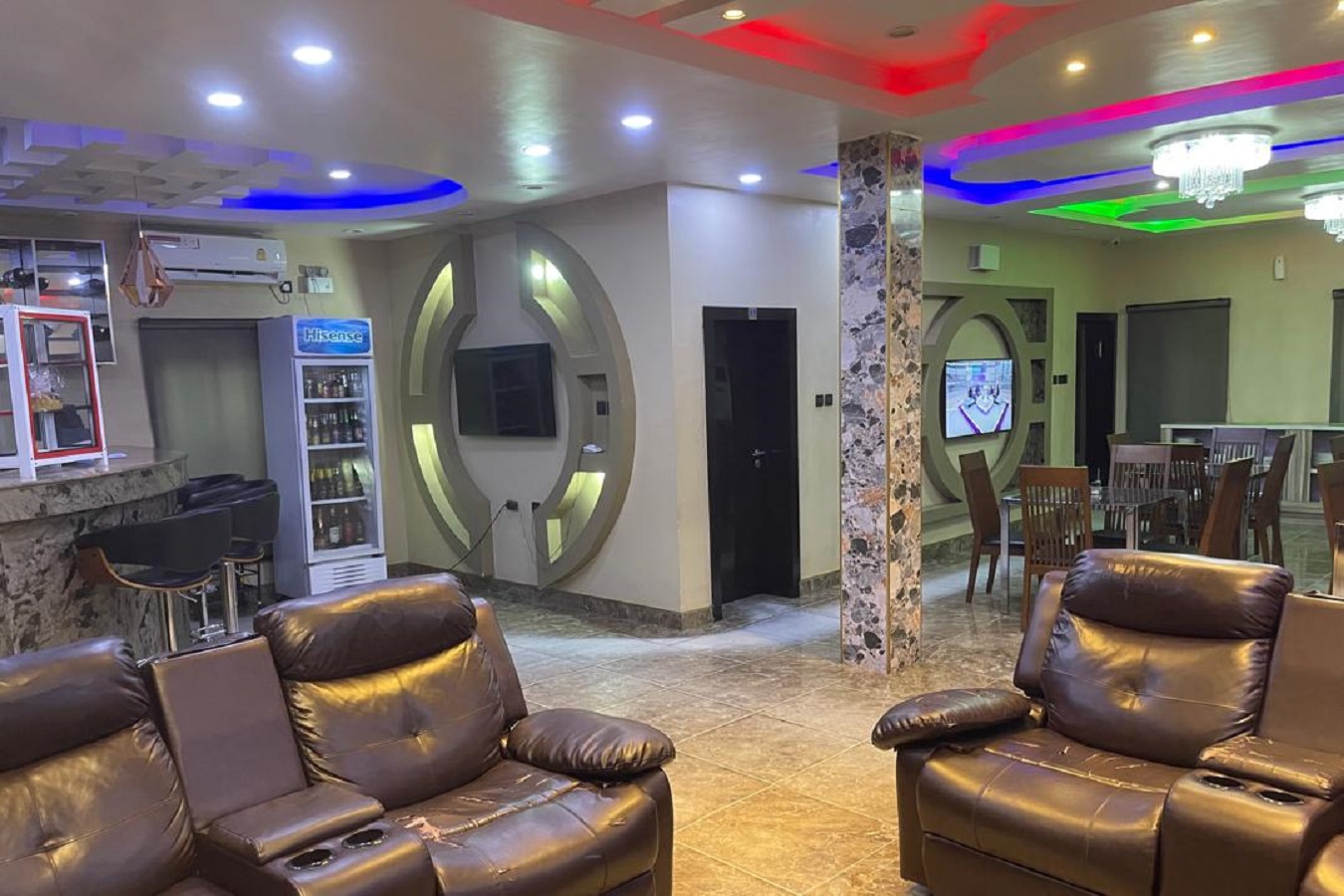 Grand Diamond Hotels and Suites image 5