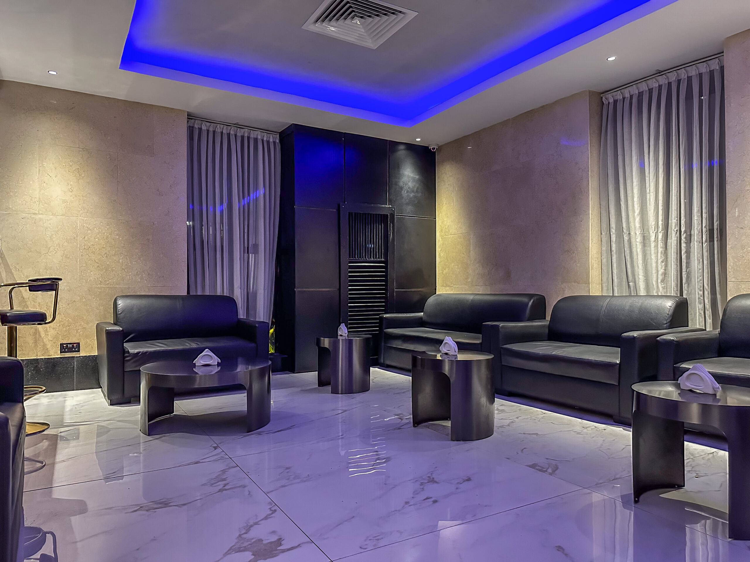 Gravity Hotel by Ace image 4