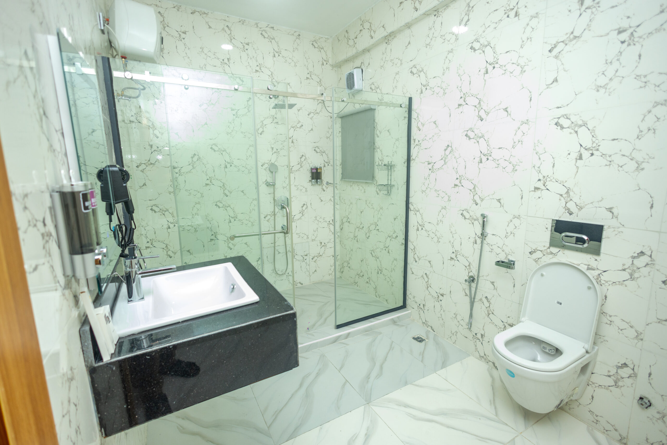 Diamond Den Hotels and Suites