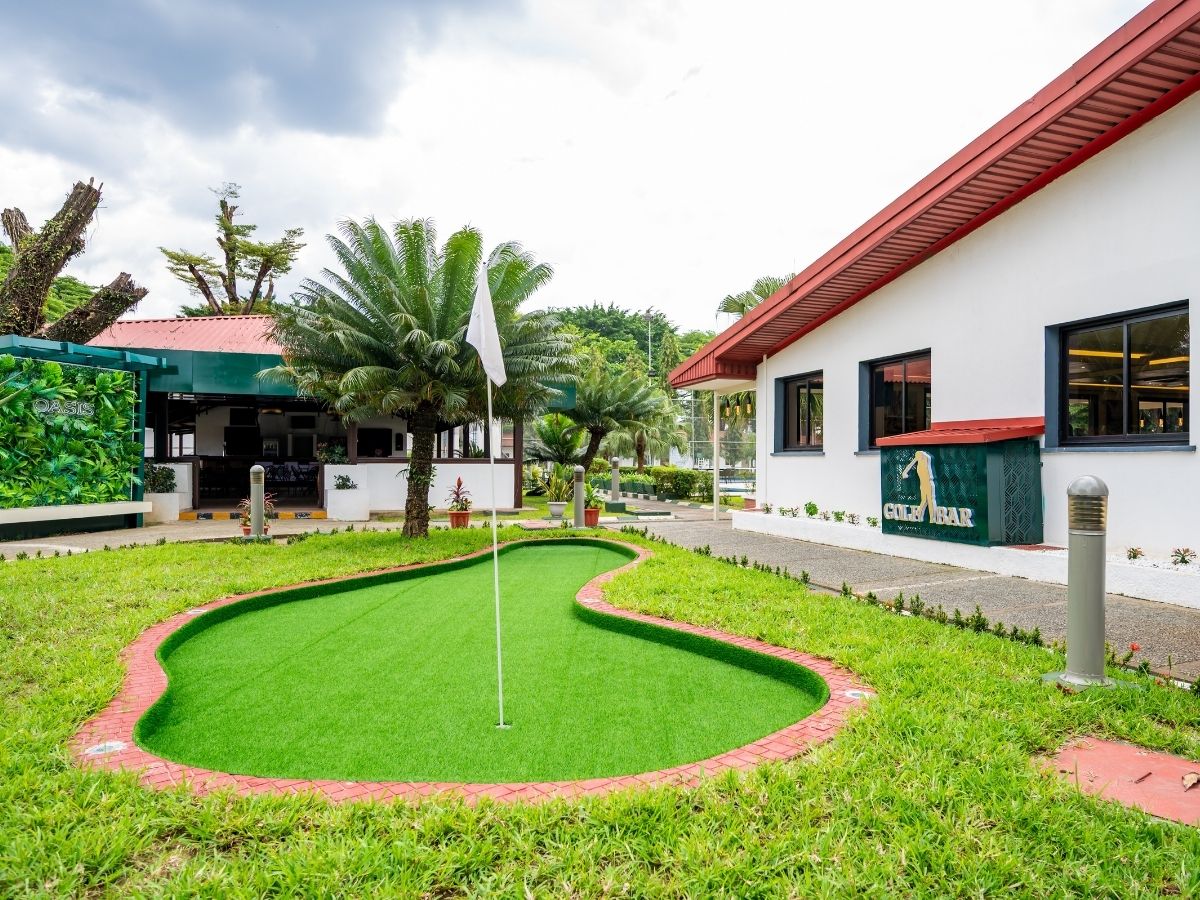 Heliconia Hotel and Golf Resort image 5