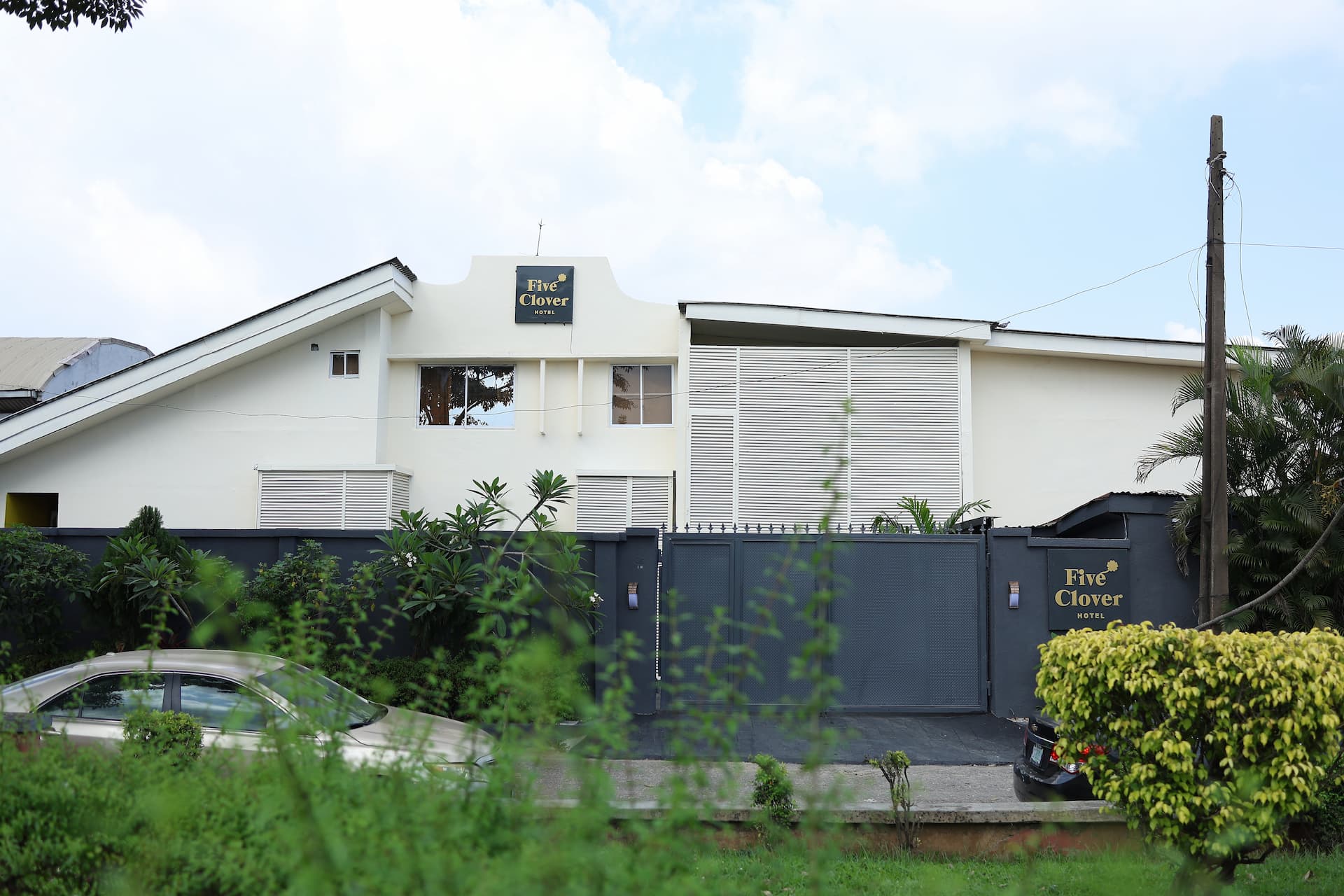 Five Clover Hotel- Ilupeju