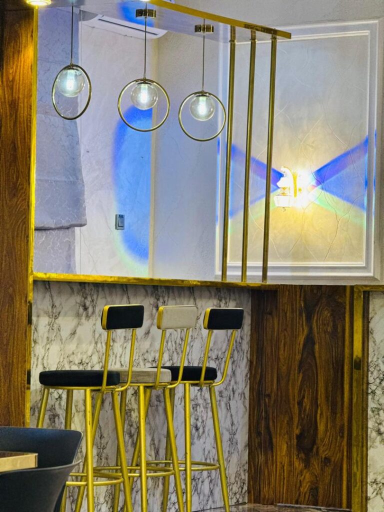 Flora by Bibaley Hotel image 3