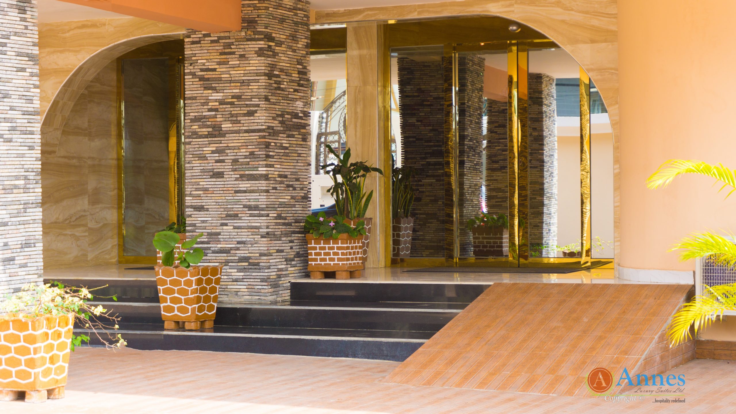 Annes Luxury Suite image 3