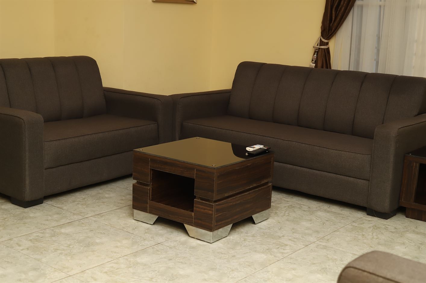 Top Rank Luxury Apartment image 2