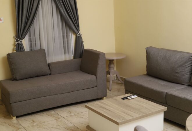 Top Rank Luxury Apartment