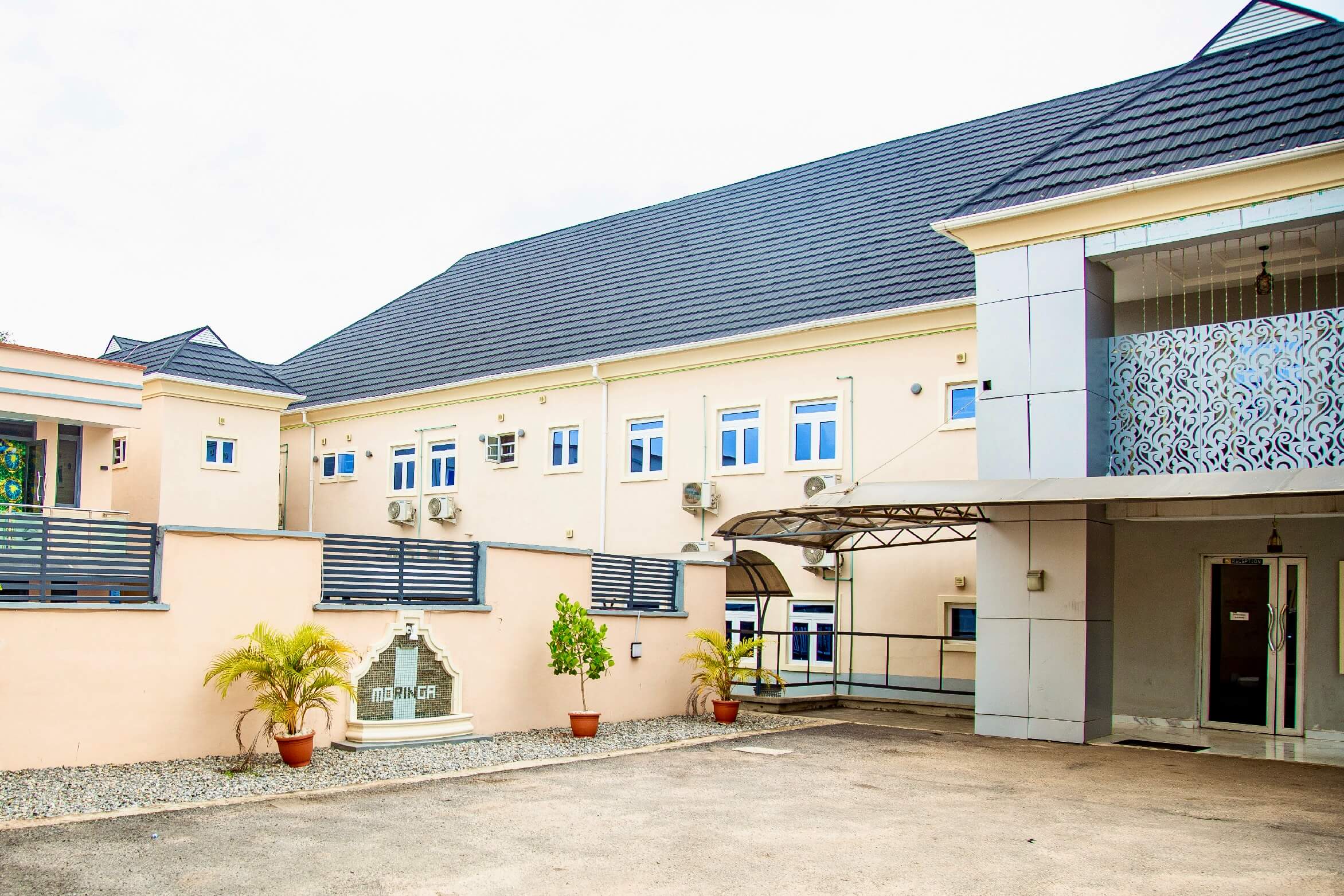 Moringa Hotel and Suites