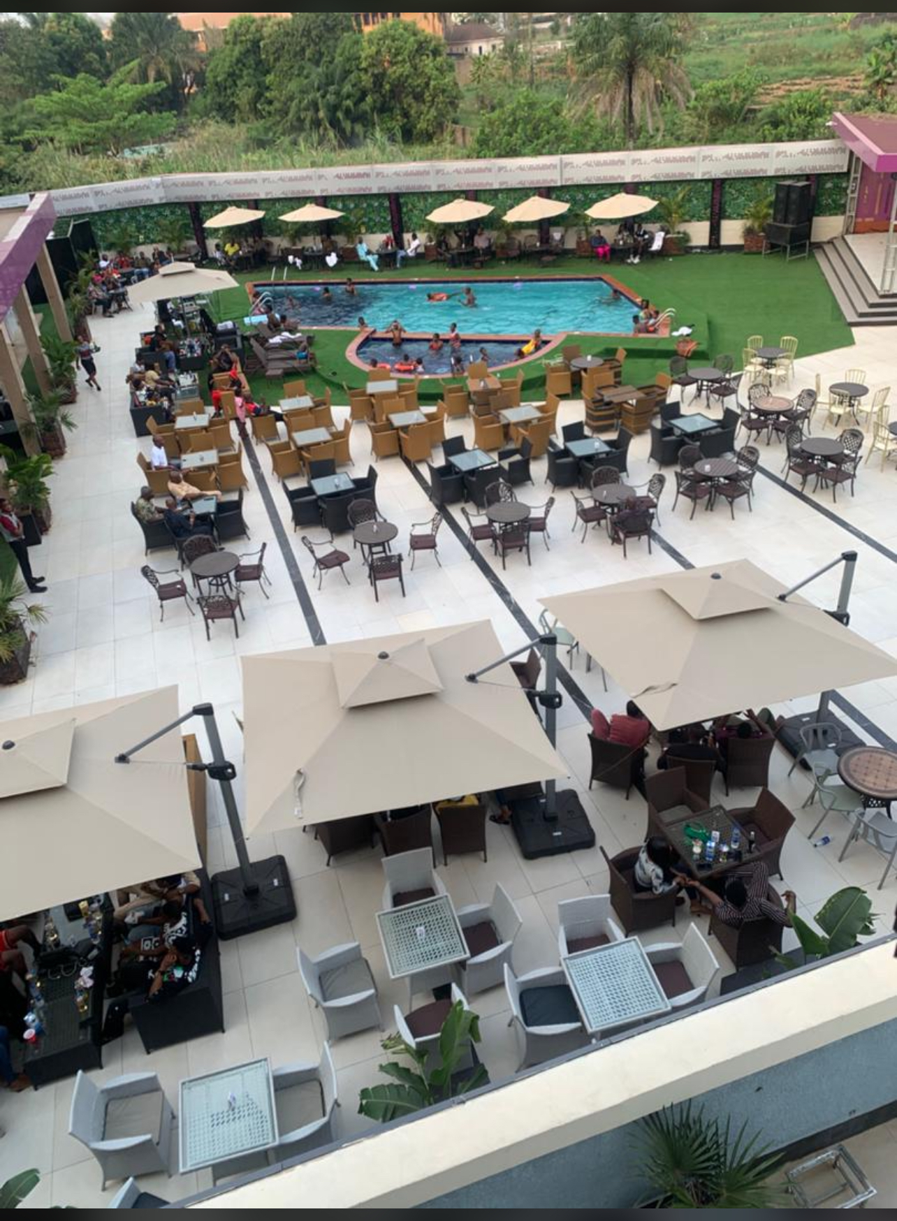 Fiesto Continental Hotel