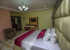 Doreen Grand Hotel and Suites