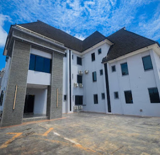 Proximus Hotel and Suite