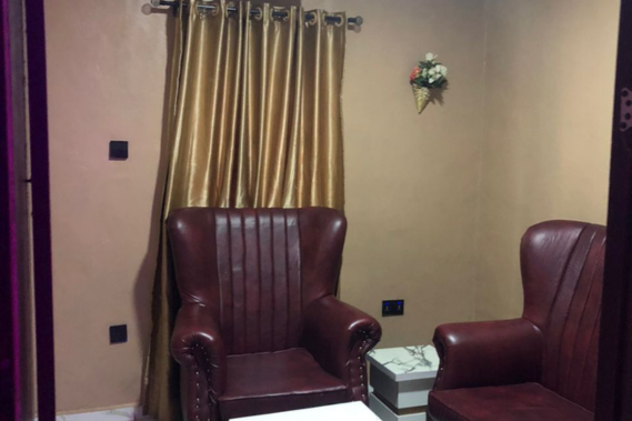 White Rose Hotel image 5