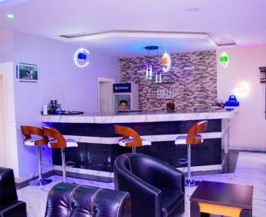 Benbliss Hotel and Suites