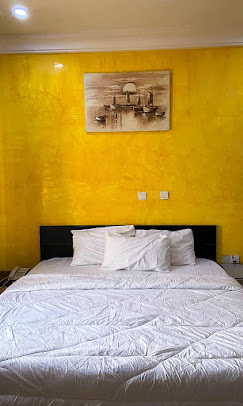 Stardust Apartments image 3
