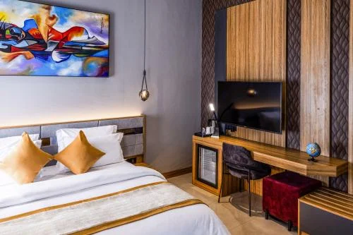 Yellow Trumpet Hotel image 3