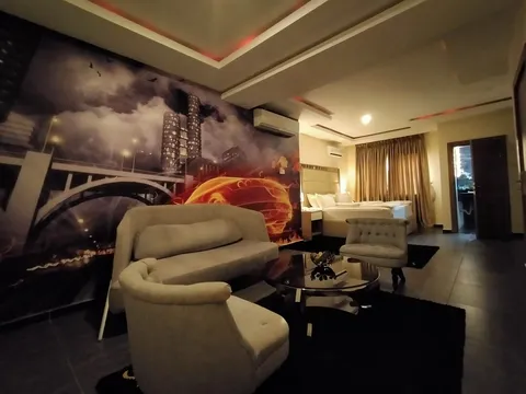 Iris Hotel Wuse 2 image 5